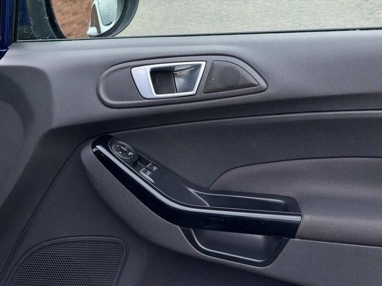 2015 Ford Fiesta 1.0T EcoBoost Titanium Hatchback 5dr Petrol Powershift Euro 6 (100 ps) Hatchback...