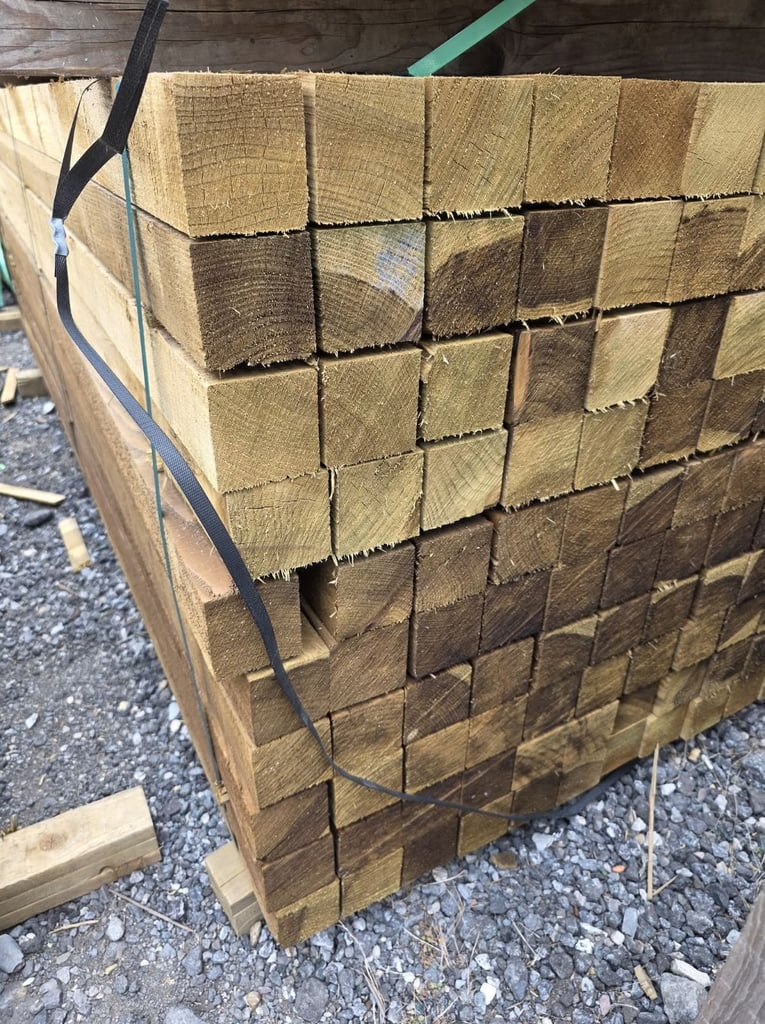 FENCING TIMBER