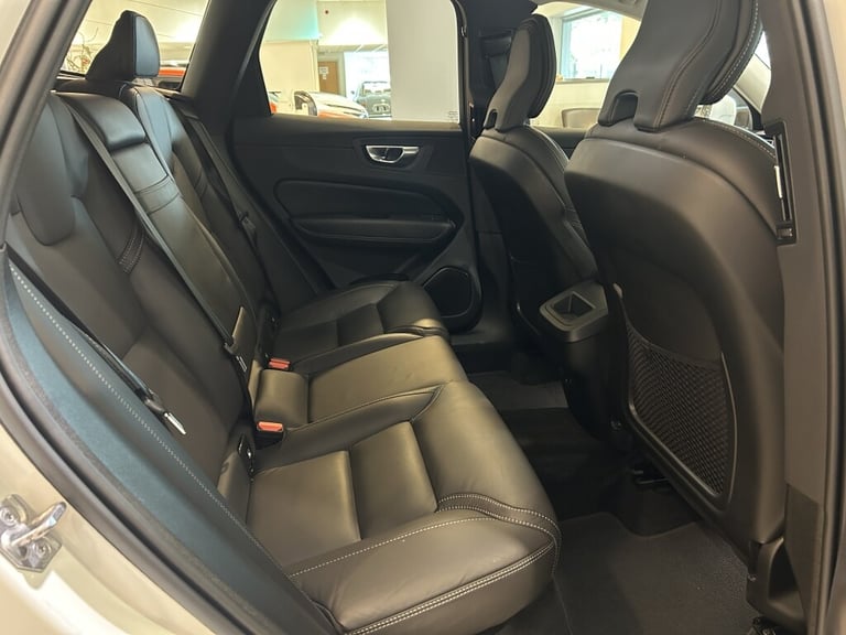 2021 Volvo XC60 2.0 B5P [250] Inscription Pro 5dr Geartronic ESTATE PETROL Automatic