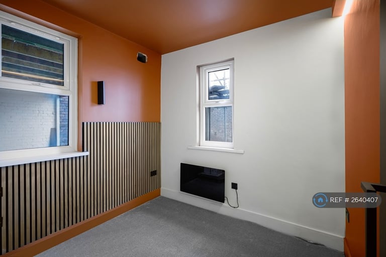 2 bedroom flat in Filey Place, Blackpool, FY1 (2 bed) (#2640407)