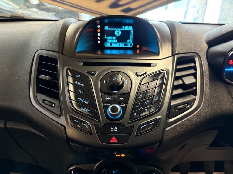 FORD FIESTA 1.25 Style 2014
