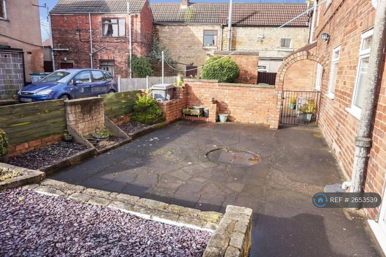 3 bedroom house in Fox Road, Whitwell, Worksop, S80 (3 bed) (#2653539)