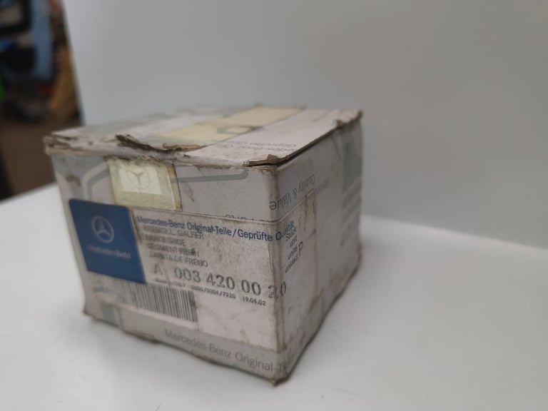 Mercedes Vito Rear Brake Pads A 003 420 00 20