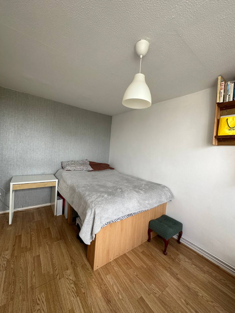 Double room in Wapping, amazing location 