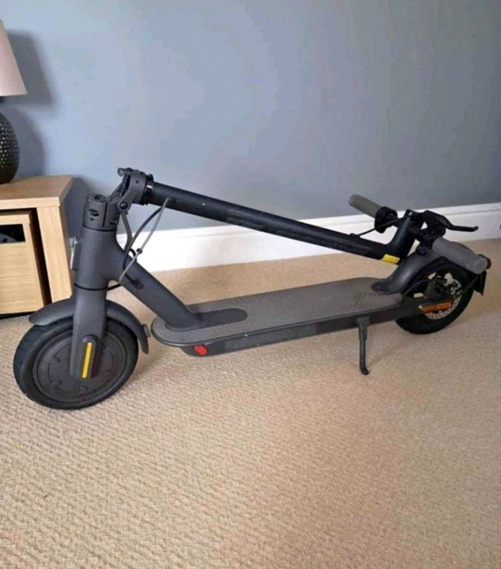 Decent adult d8 pro electric scooter power with 350w and 25 to 30km/h