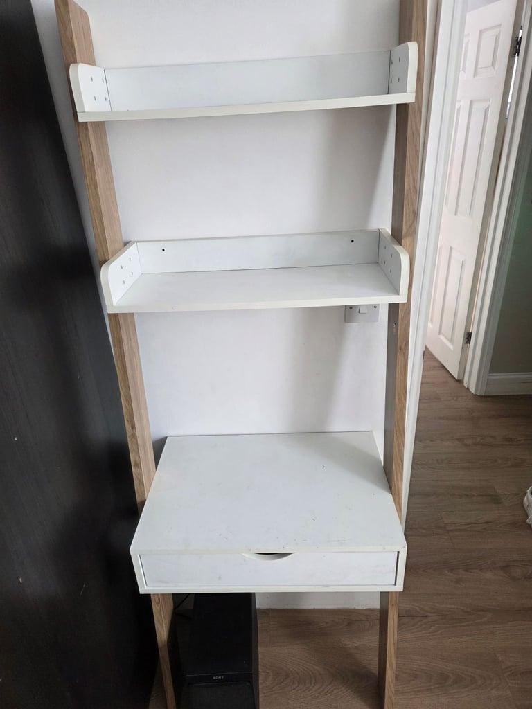 Habitat ladder desk 