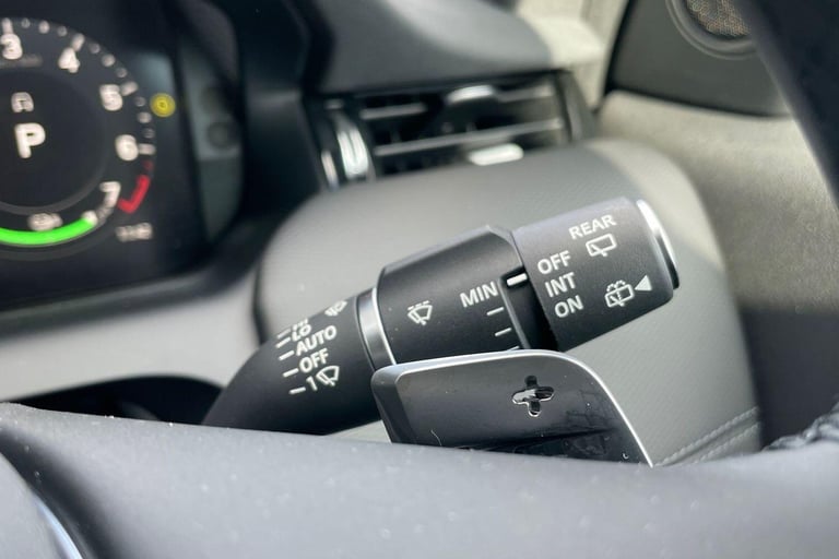 2025 Land Rover Discovery Sport 1.5 P270e 12.17kWh Dynamic SE SUV 5dr Petrol Plug-in Hybrid Auto ...