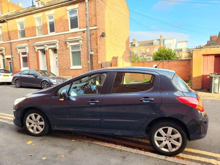 Peugeot, 308, Hatchback, 2011, Manual, 1397 (cc), 5 doors