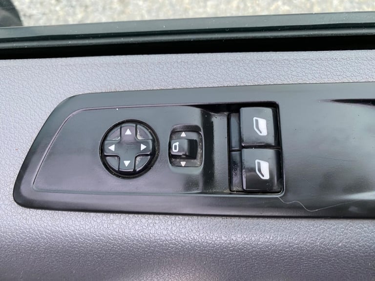 2019 Peugeot Expert 2.0 BlueHDi 1400 Professional Standard Panel Van MWB Euro 6 (s/s) 6dr PANEL V...
