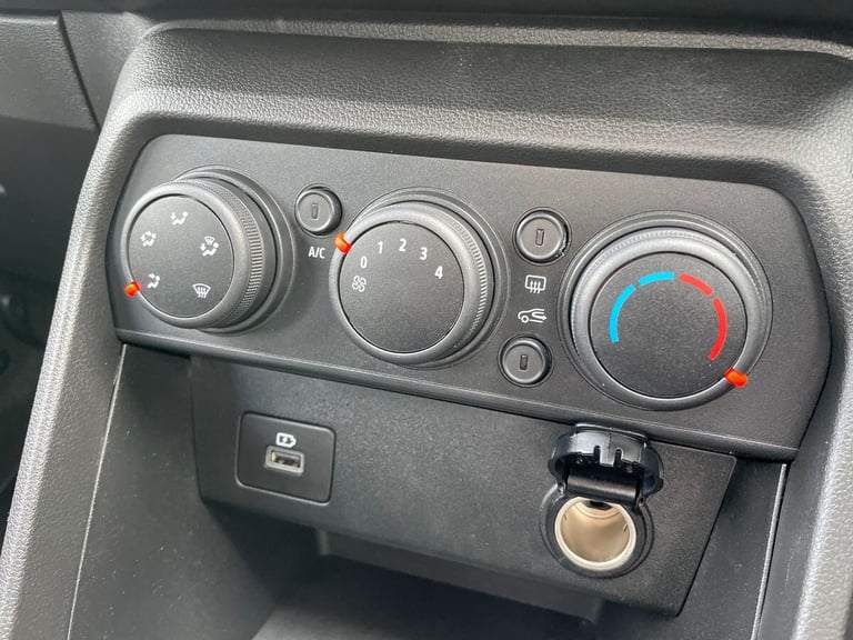 2021 Dacia Sandero Stepway Sandero Stepway 1.0 TCe Comfort 5Dr Hatchback Hatchback Petrol Manual