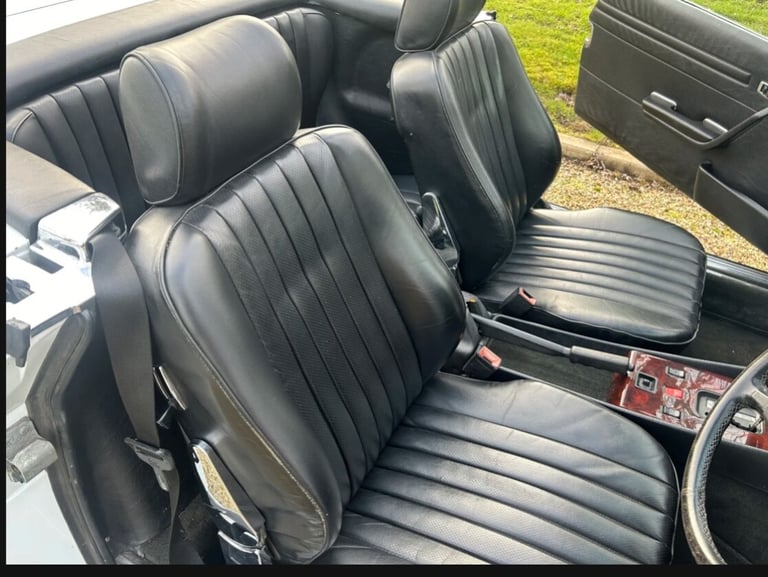 1988 Mercedes-Benz S Class 300 SL 2dr Auto CONVERTIBLE Petrol Automatic