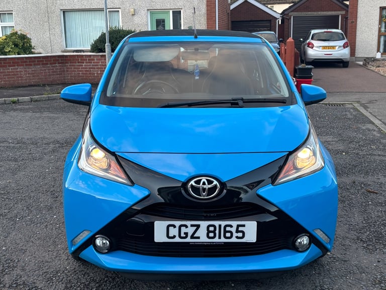 Toyota, AYGO, Hatchback, 2016, Manual, 998 (cc), 5 doors