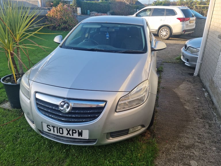 Vauxhall, INSIGNIA, Hatchback, 2010, Manual, 1956 (cc), 5 doors