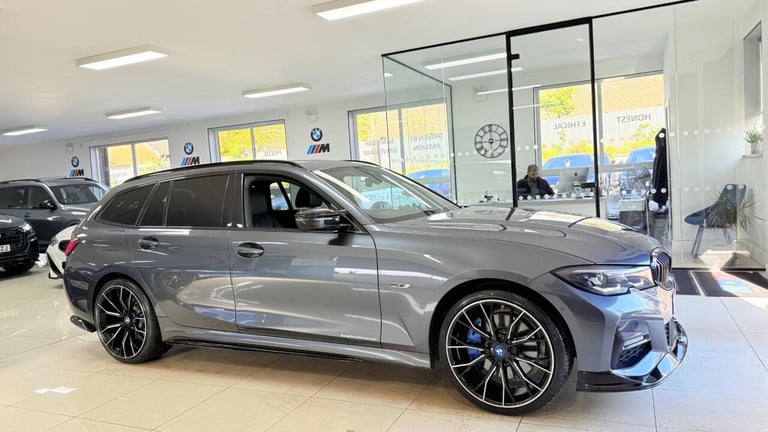 2021 BMW 3 Series 2.0 330e 12kWh M Sport Touring Auto Euro 6 (s/s) 5dr Estate PETROL/ELECTRIC Aut...