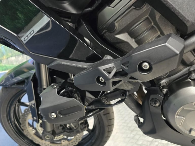 KAWASAKI VERSYS 1000 GT