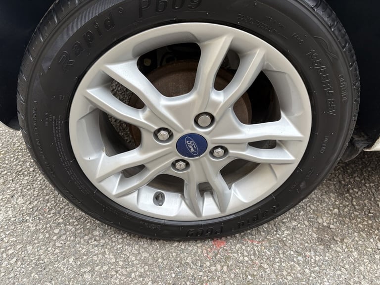FORD FIESTA 1.25 Zetec 2014
