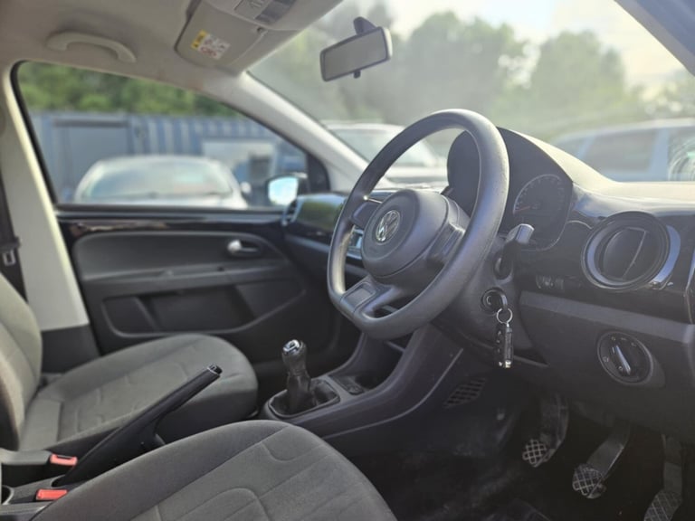 2015 Volkswagen up! 1.0 Move Up 5dr HATCHBACK Petrol Manual