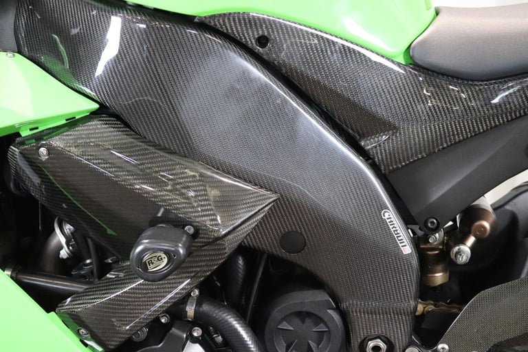 Kawasaki ZX10R - 2009 - THE BEST ZX10R YOU WILL SEE 
