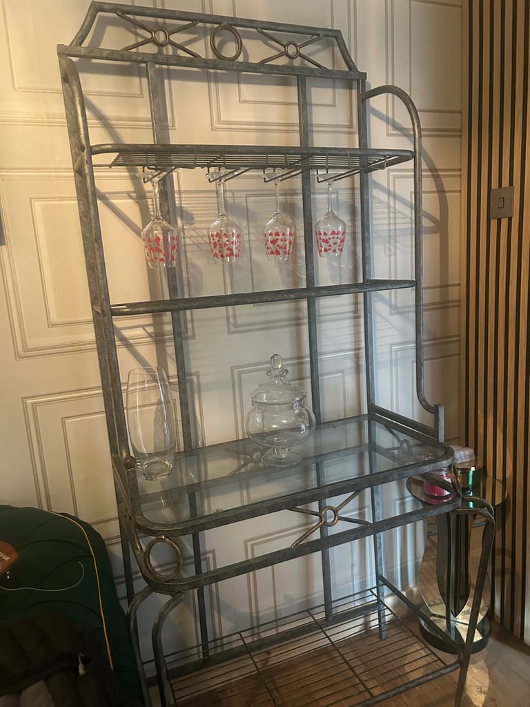 Clear out 