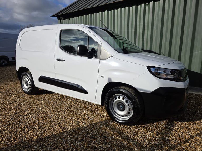 2024 Vauxhall Combo 1.5 Turbo D 100ps Prime L1 H1 Van * PLUS VAT *  PANEL VAN Diesel Manual