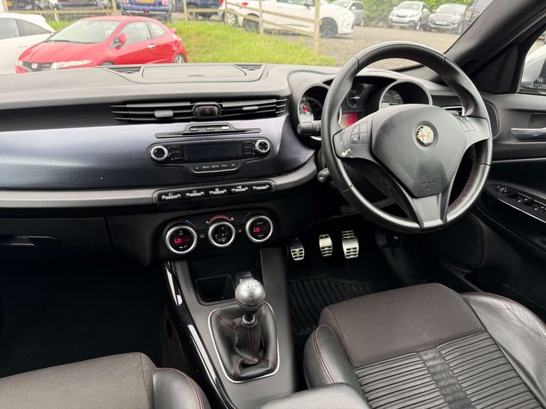 2012 Alfa Romeo Giulietta 1.6 JTDM-2 Veloce 5dr HATCHBACK DIESEL Manual