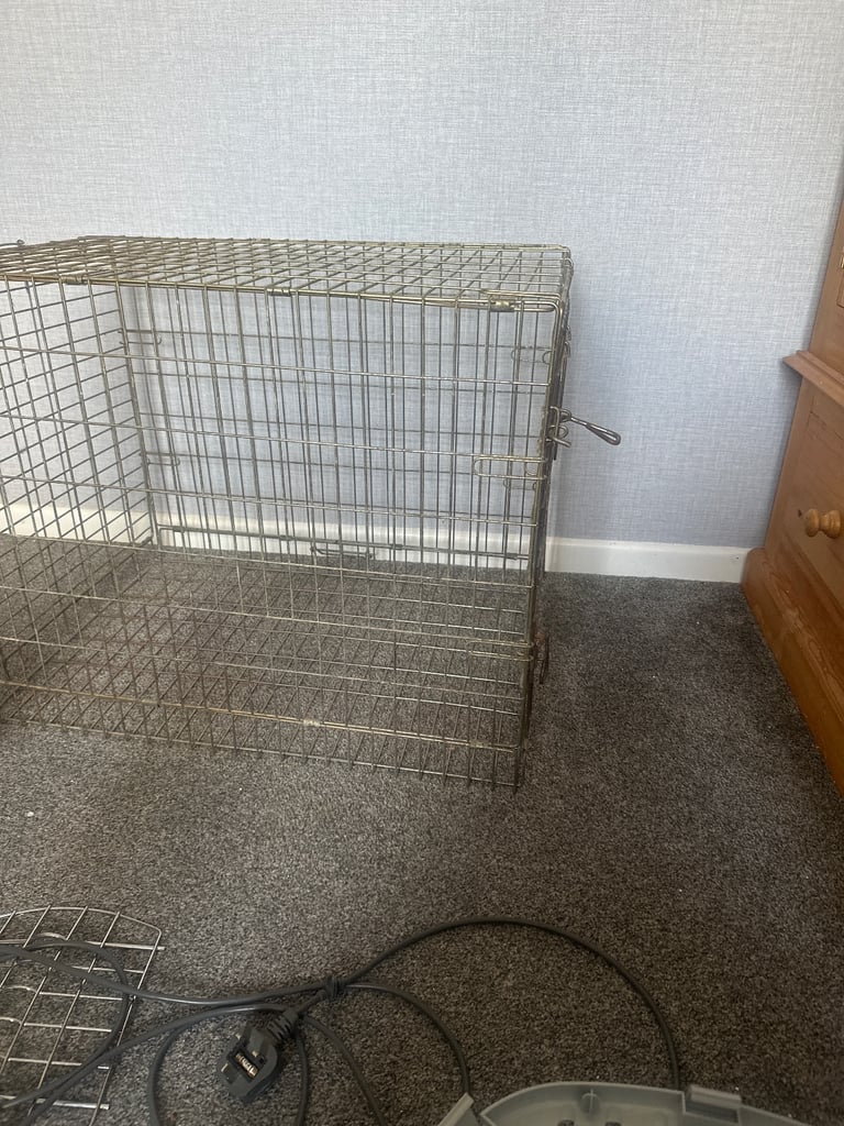 image for Dog cage 