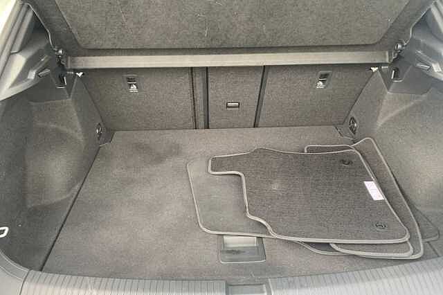 2022 Volkswagen T-Roc 1.5 TSI R-Line 5dr DSG HATCHBACK PETROL Automatic