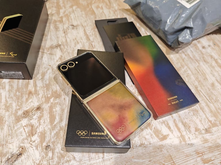 Samsung Galaxy Z Flip 6 Olympic Edition 512gb Unlocked