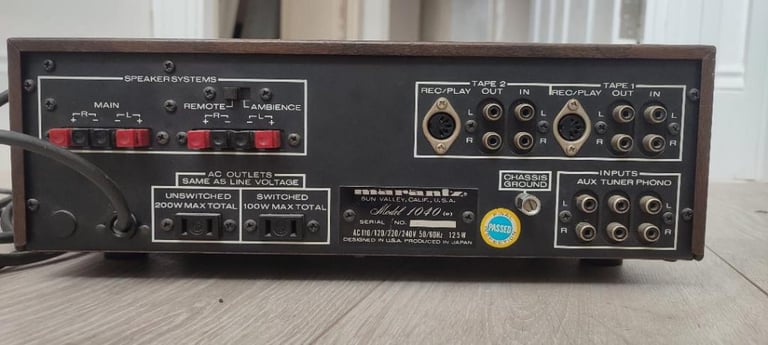 Marantz 1040 Amp for Sale - mint condition - fully serviced with 12 month warranty