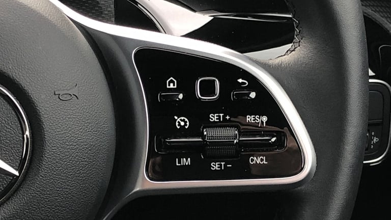 2022 Mercedes-Benz A-Class A 180 SE Hatchback Hatchback Manual