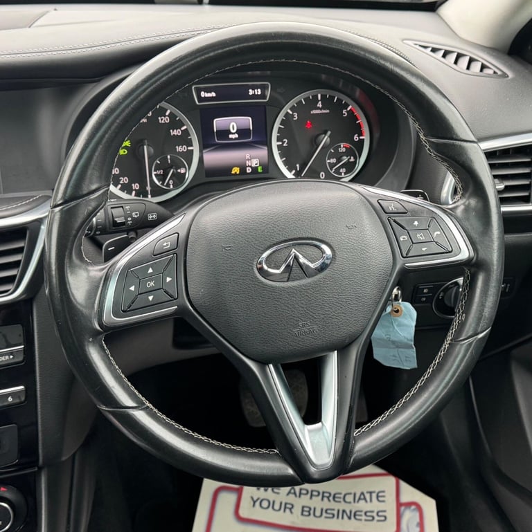 2016 Infiniti Q30 2.2d Premium DCT Euro 6 (s/s) 5dr HATCHBACK Diesel Automatic