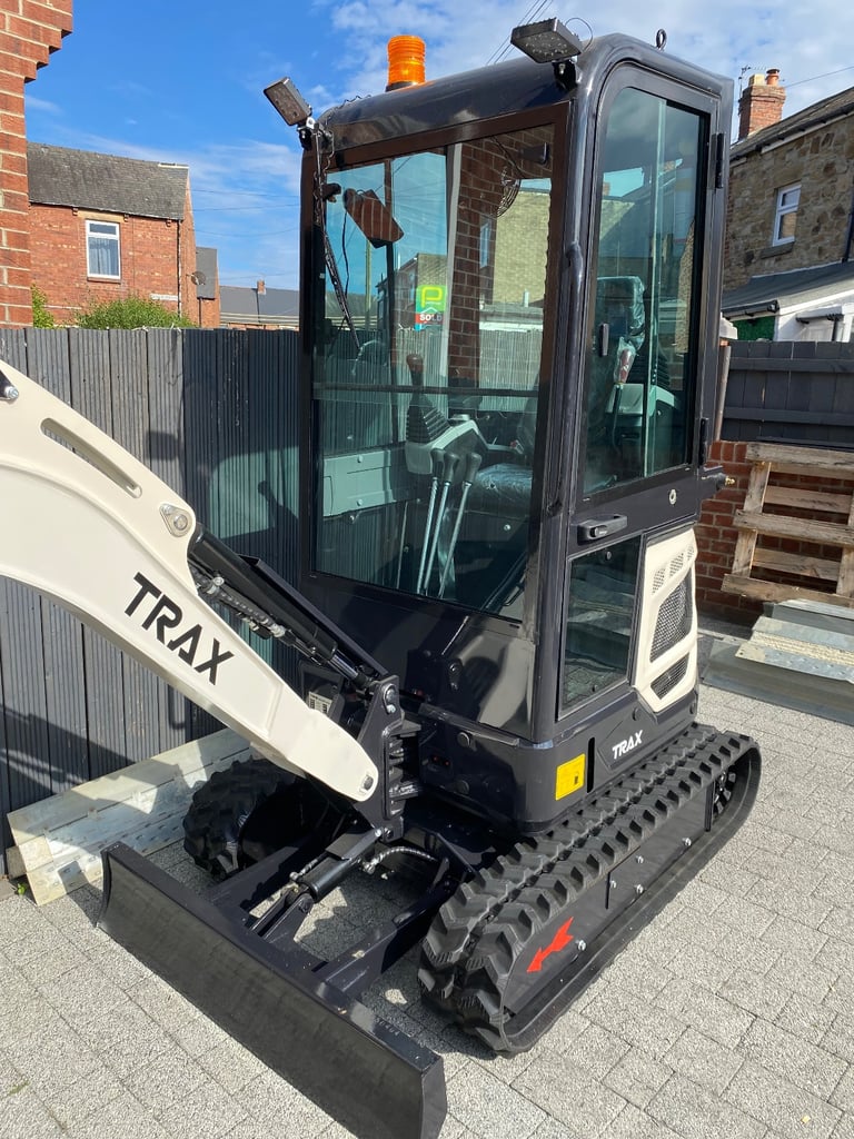Brand New TRAX / Kubota Mini Digger / Excavator 