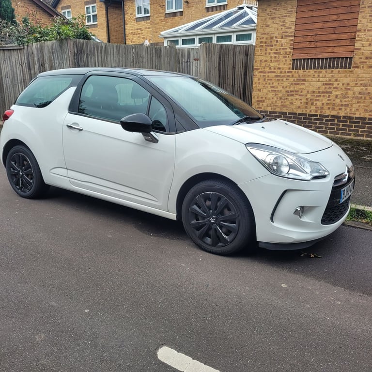 Citroen, DS3, Hatchback, 2010, Manual, 1397 (cc), 3 doors
