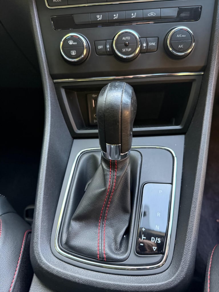 2016 SEAT Leon 1.4 EcoTSI FR DSG Euro 6 (s/s) 5dr HATCHBACK Petrol Automatic