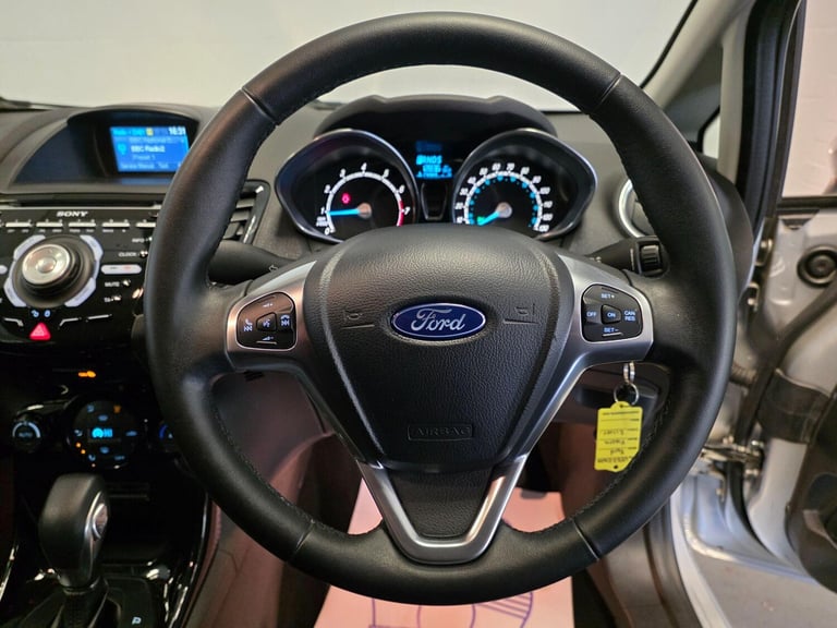  Ford Fiesta 1.6 Titanium Powershift Euro 5 5dr Petrol Automatic