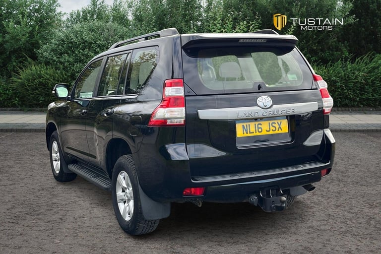  Toyota Land Cruiser 2.8d Active Suv 5dr Diesel Auto 4wd Euro 6 7 Seats 177 Ps