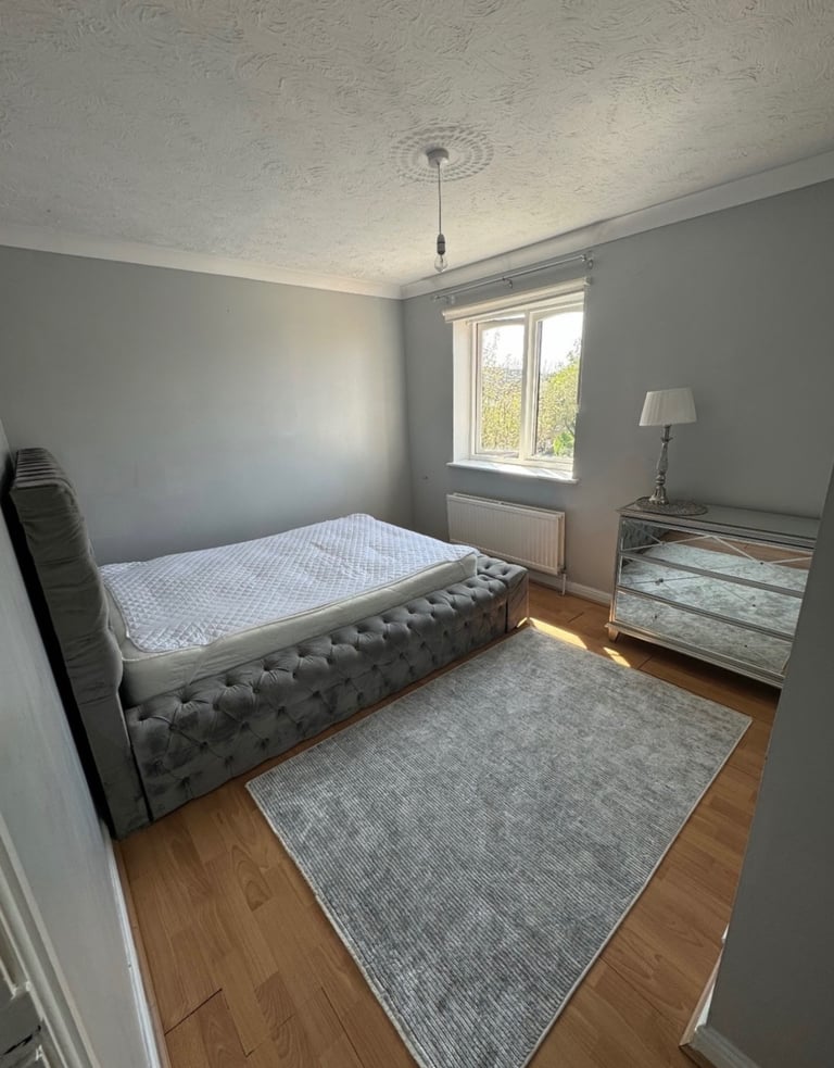 Renting One Bedroom Flat 