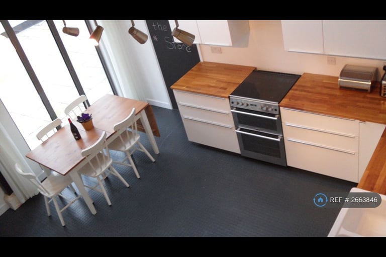 1 bedroom in Silk Mills Road, Taunton, TA1 (#2663846)