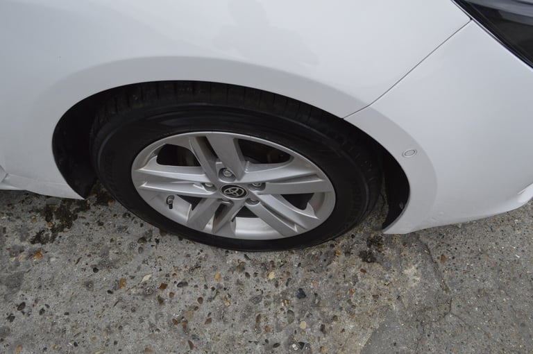 2021 Toyota Corolla 1.8 VVT-i Hybrid Icon Tech 5dr CVT ONE 2021 OWNER SAT NAV HATCHBACK Petrol/El...