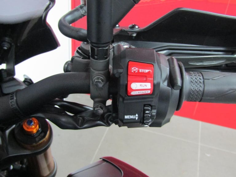 2022 Yamaha MT-09 SP (MTN890D)