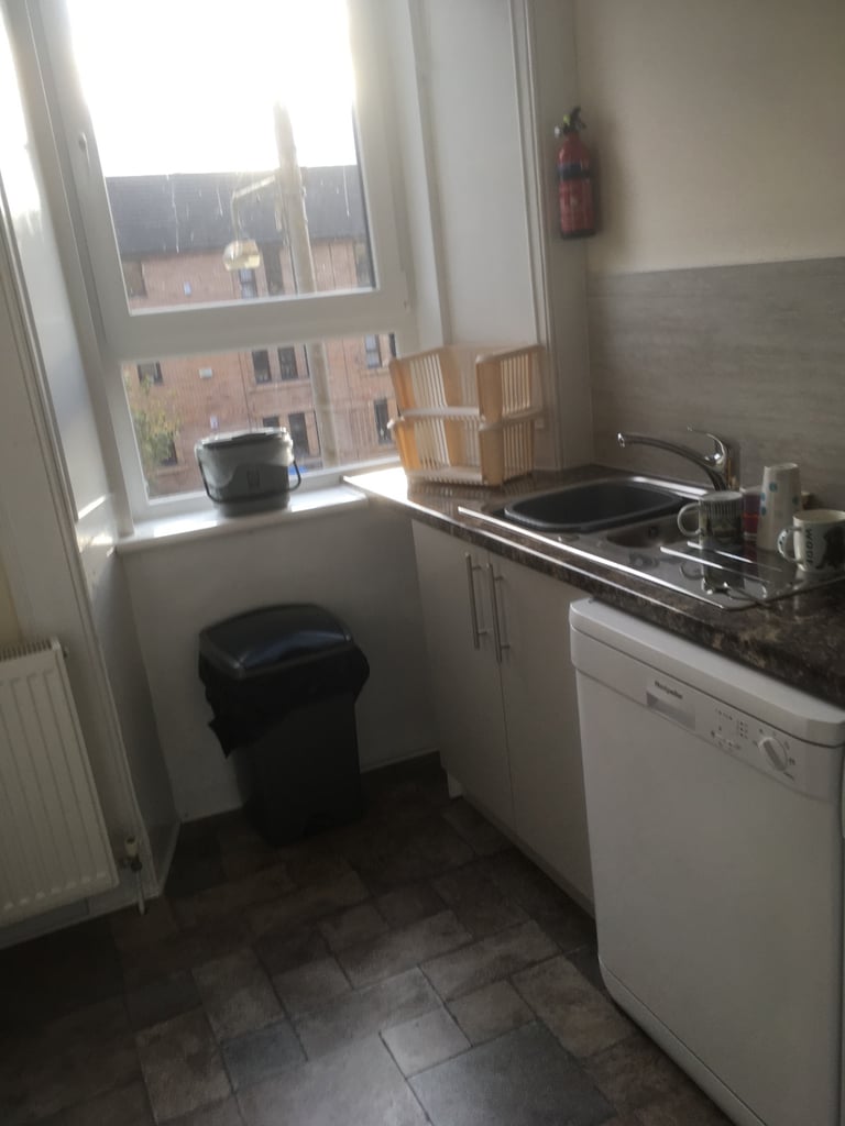 2 Bedroom Flat to Rent in G20