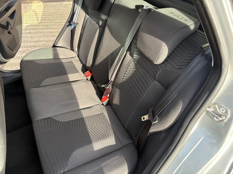 2013 Ford Fiesta 1.25 82 Zetec 5dr HATCHBACK Petrol Manual