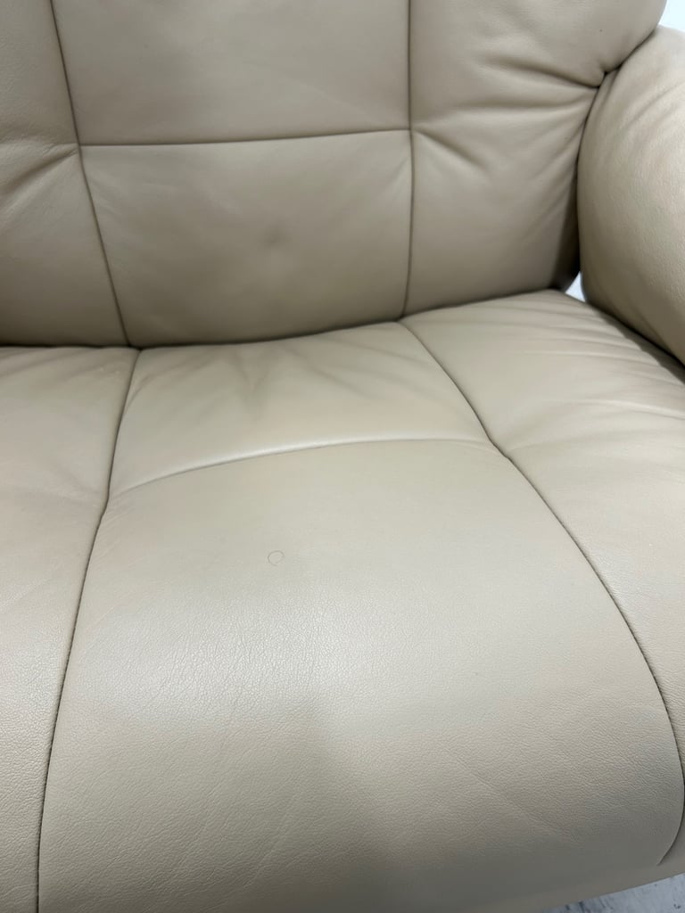 Ekornes Stressless Mayfair Large Size Beige Leather Power Recliner 2021