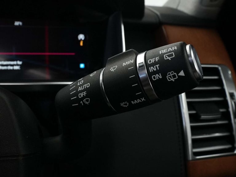 2019 Land Rover Range Rover 3.0 SD V6 Autobiography Auto 4WD Euro 6 (s/s) 5dr SUV Diesel Automatic