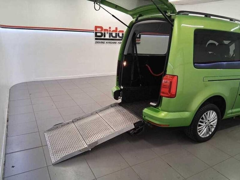 2019 Volkswagen Caddy 2.0 TDi C20 Maxi Combi WAV 5dr MPV Diesel Manual
