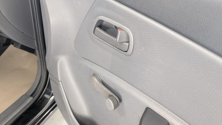 2010 Kia Rio 1.4 1 5dr HATCHBACK Petrol Manual