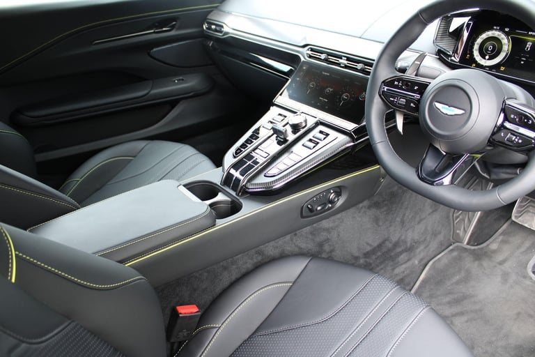  Aston Martin Vantage 4.0 V8 Auto Euro 6 2dr Petrol Automatic