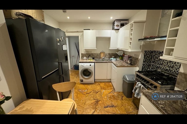 1 bedroom in London, London, UB6 (#2647528)