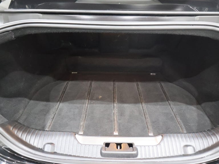 2010 Jaguar XJ 3.0d V6 Portfolio 4dr Auto SALOON DIESEL Automatic