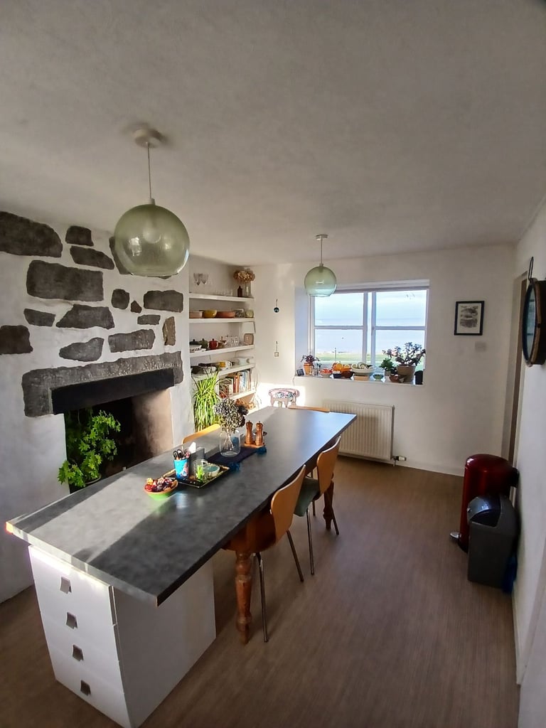 1 spare room available in a houseshare beside the sea in Footdee